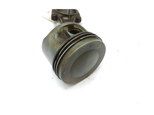 Поршень с шатуном EAC1868, EBC1289 Jaguar XJS