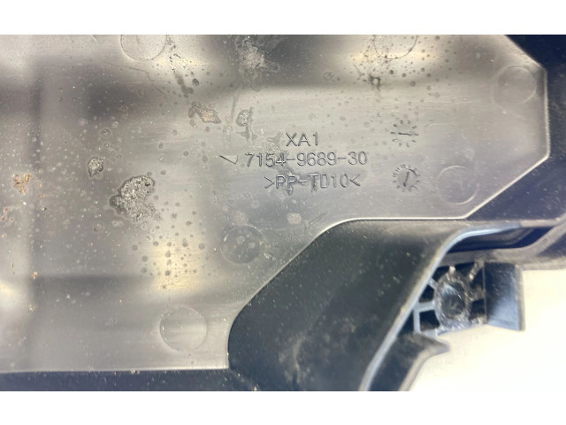 Pojistková skříňka 715496903w Lexus GS 250 350 300H 450H 2014