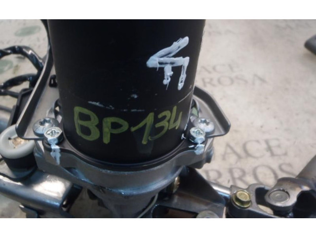 Рулевая рейка Toyota Yaris Verso 1999 - 2005 года