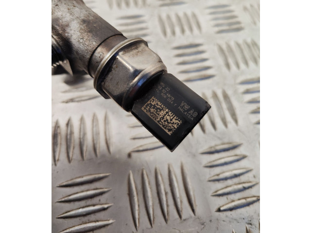 Vstřikovací lišta 04L906054F, 059130089CT   Audi Q7 4M    CVZA 