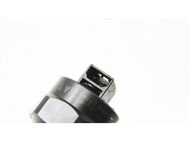 Форсунка 038130073AA    Volkswagen Bora  ALH,AGR 