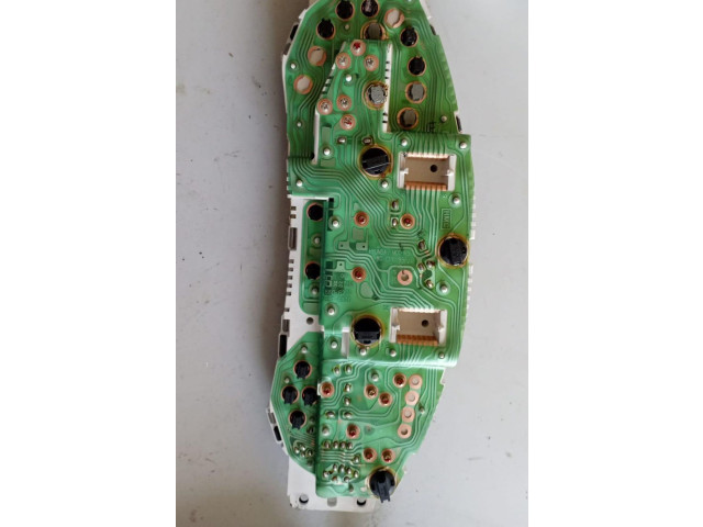 Панель приборов    Hyundai Coupe       