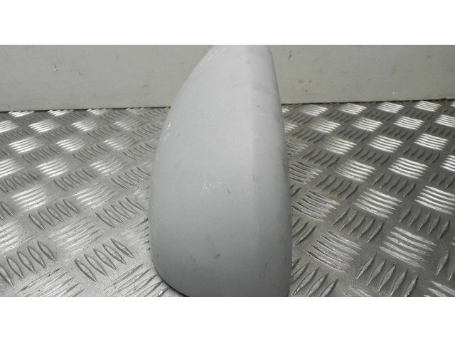 Пластиковая отделка зеркала