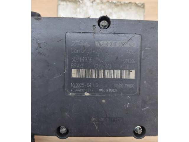 Блок АБС 30714956, 10092504113   Volvo  V70  2005 - 2008 года