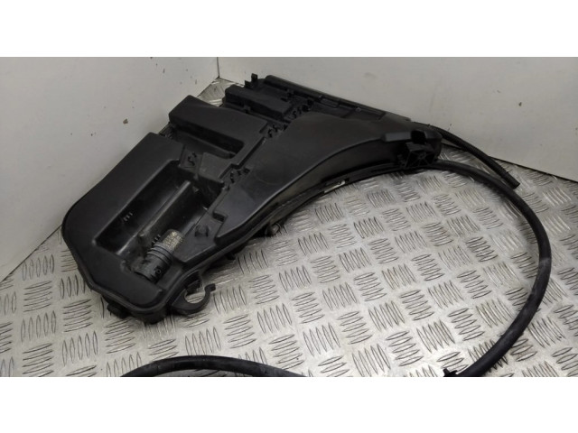 Бачок оконной жидкости