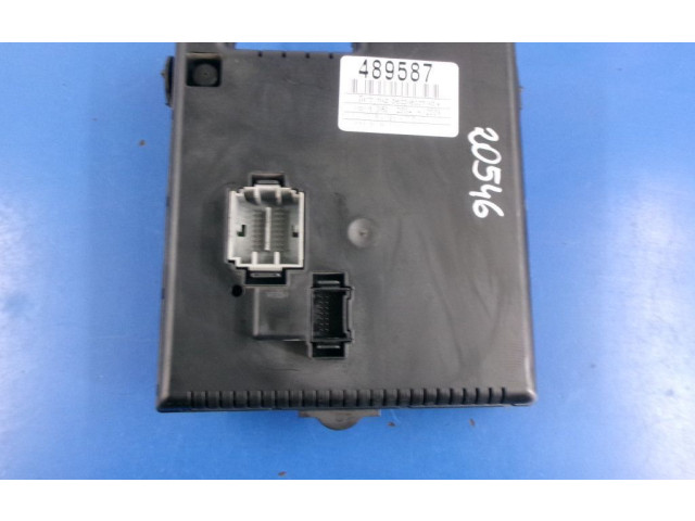 Блок предохранителей 30728512, 30728512 Volvo S60