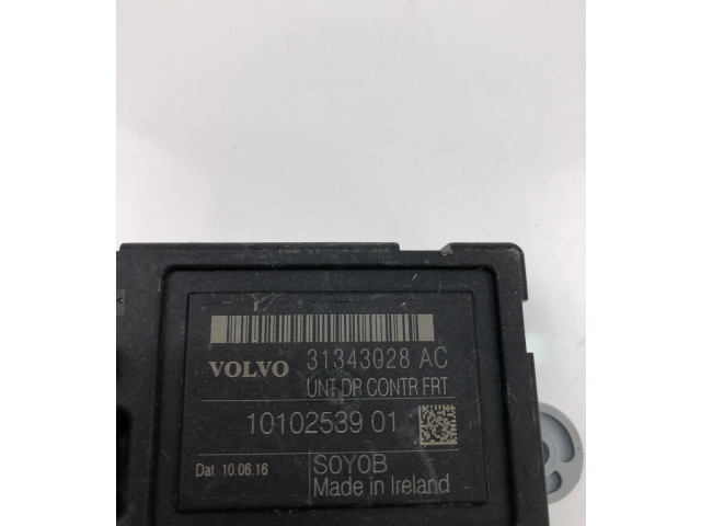 Блок управления 31343028AC   Volvo V70