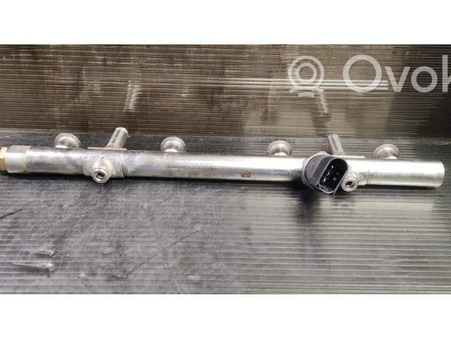 Топливная рампа 06K133317G Audi Q5 SQ5 2.0 для двигателя CNCE