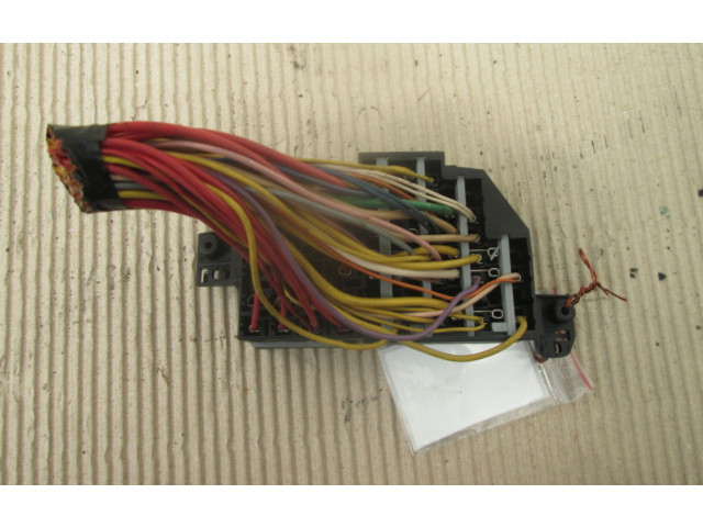 Блок предохранителей Dacia Logan I