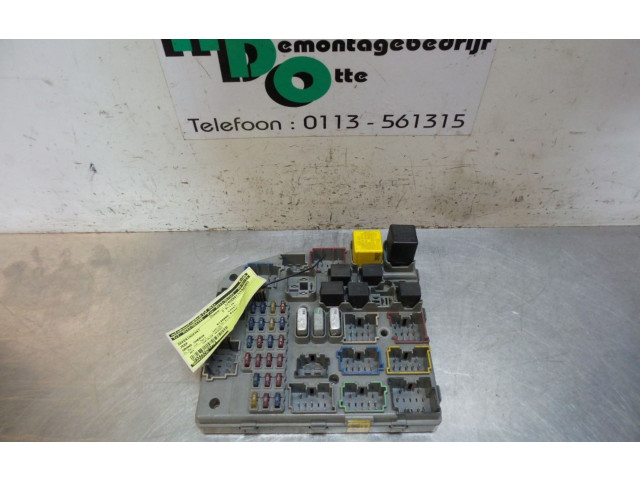 Блок предохранителей  56042257C   Jeep Grand Cherokee    