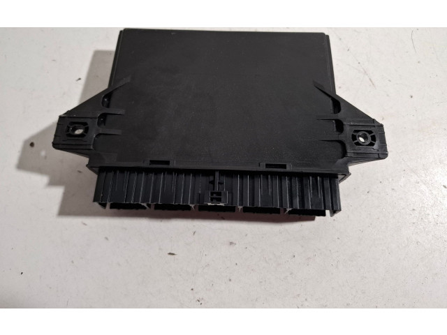 Моторчик заднего дворника 30659730    Volvo V60