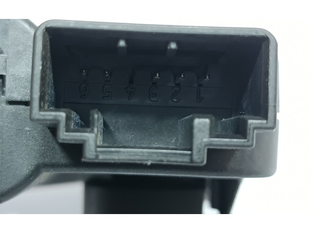 Радиатор охлаждающей жидкости 1K0907511B, 0132801341 Volkswagen Golf VI 2008 - 2013 года