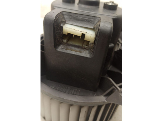 Вентилятор печки       Fiat Grande Punto