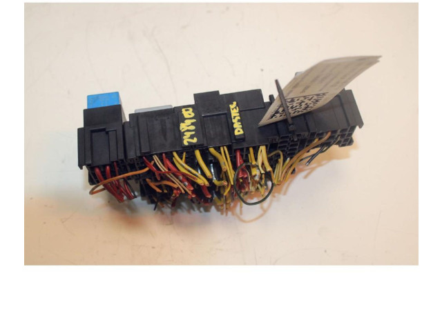 Блок предохранителей    Dacia Duster    