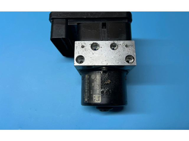 Блок АБС 1K0907379AC, 1K0614517AF Audi A3 S3 8P 2003 - 2012 года