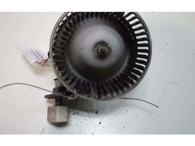 Вентилятор печки Mitsubishi Galant