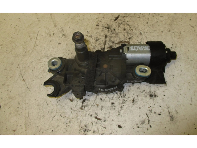 Моторчик заднего дворника 30663891    Volvo V70