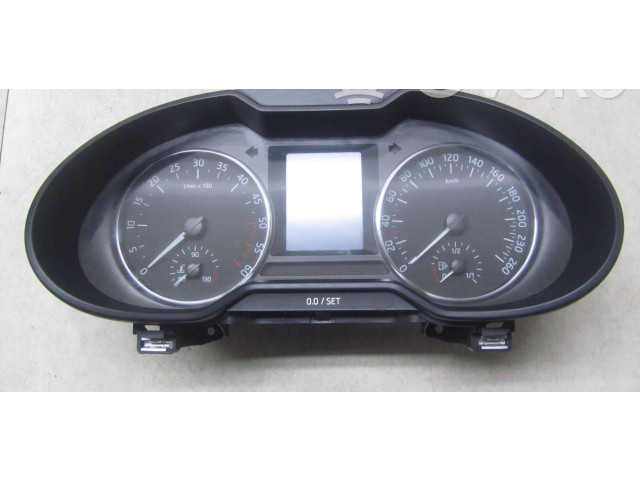 Панель приборов 5E0920781 Skoda Octavia Mk3 (5E)