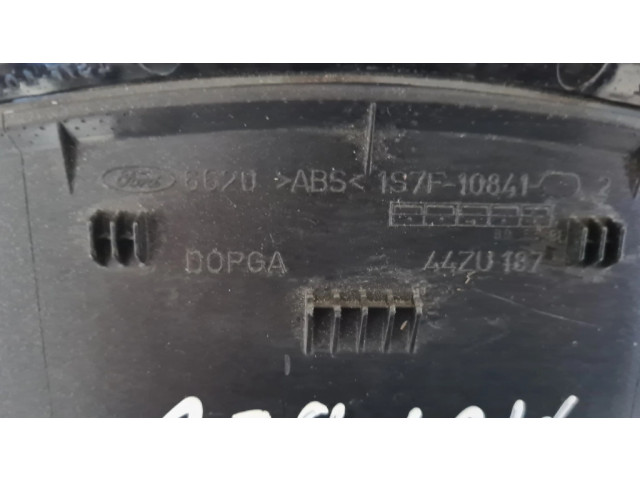 Přístrojová deska  Ford Mondeo Mk III 2003 1S7F10841  