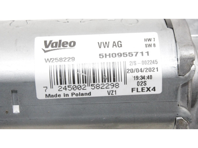 Моторчик заднего дворника 5H0955711 Skoda Octavia Mk4