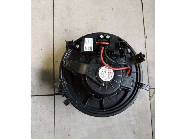 Вентилятор печки 5Q0907521F, 2468108261 Volkswagen Golf VIII