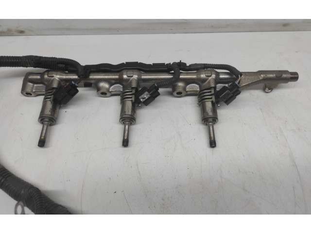 Vstřikovací lišta 8212730050, 123456789012 Lexus GS 250 350 300H 450H