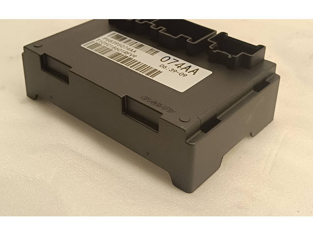 Блок управления редуктора коробки передач (раздатки) 68395074AA, 5150732AE Jeep Grand Cherokee