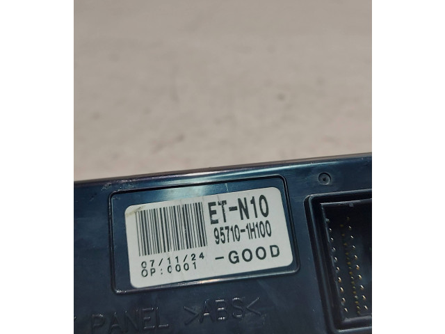 Экран/ дисплей / маленький экран 957101H100, 11624G00   KIA Ceed    