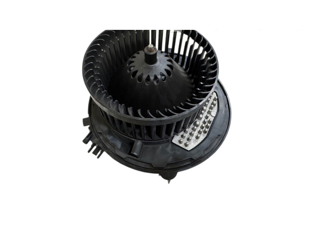 Вентилятор печки    5Q1819021E, 0130115576   Volkswagen e-Golf