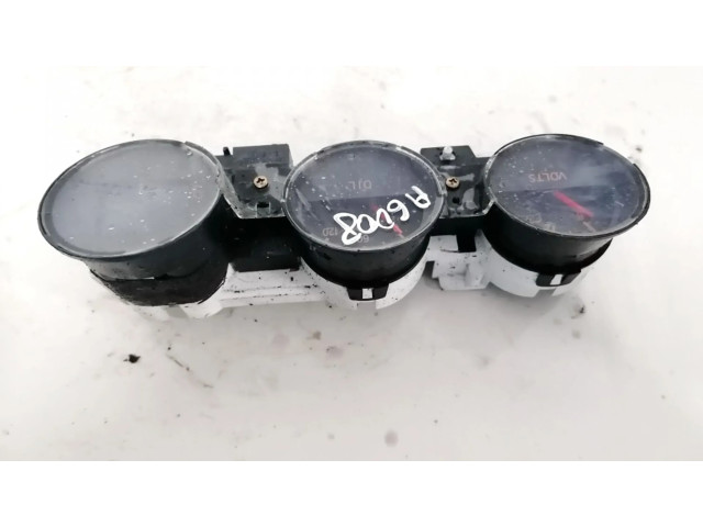 Přístrojová deska Nissan 350Z 2004