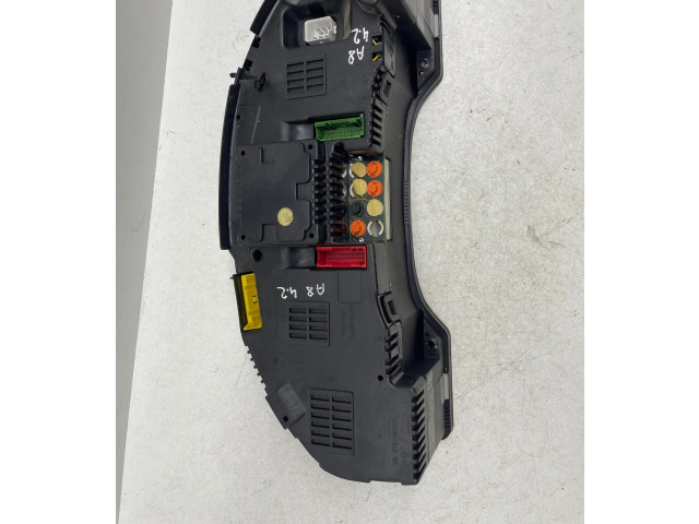 Панель приборов 4D0919033F, 110008639007 Audi A8 S8 D2 4D