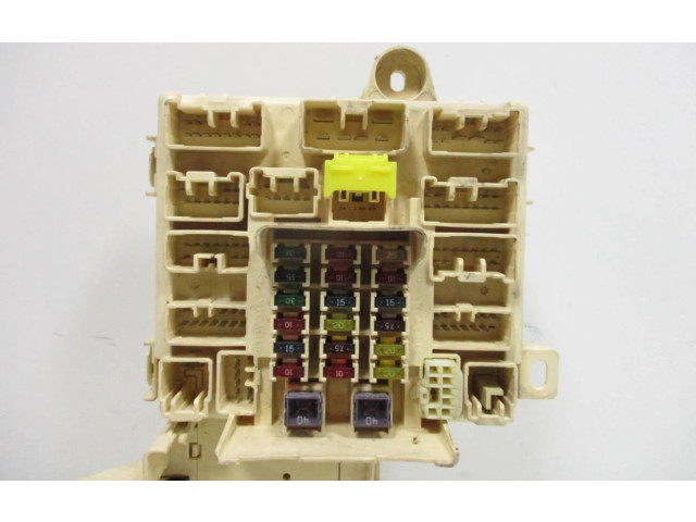 Блок предохранителей Lexus IS 200-300