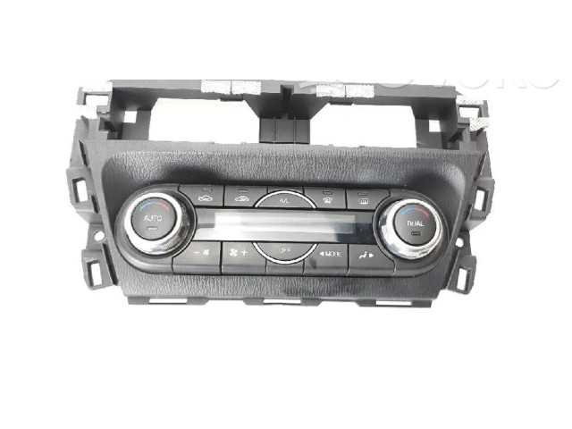 Блок управления климат-контролем BHT161190E Mazda 3 II