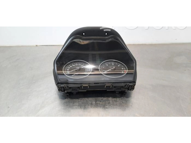 Přístrojová deska BMW 2 F46 2016 6804957, 62105A03E63