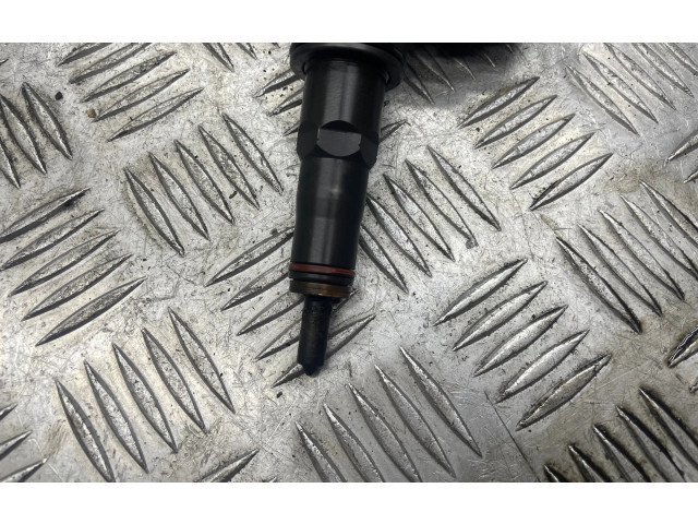 Форсунка 038130073AG Skoda Octavia Mk2 (1Z)