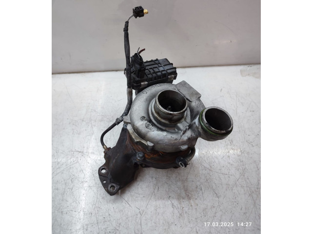 Turbodmychadlo Турбина Mercedes-Benz GL X166 OM642.826