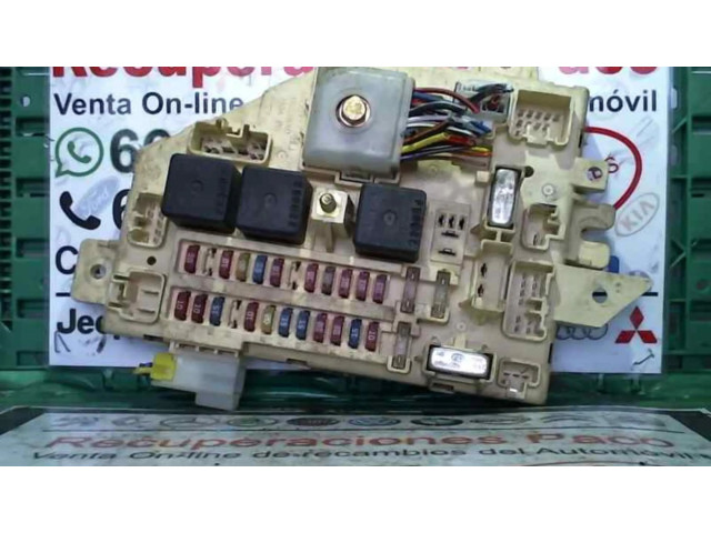 Блок предохранителей 56007573AE   Jeep Cherokee XJ    