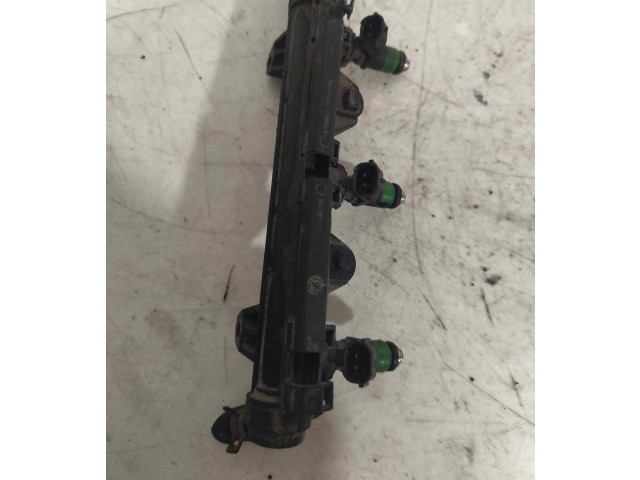 Топливная рампа 03E133320 Skoda Fabia Mk1 (6Y) для двигателя AZQ