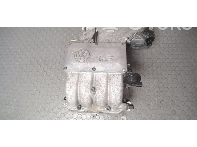 Всасывающий коллектор NICHTZUTREFFEND    Volkswagen PASSAT B4