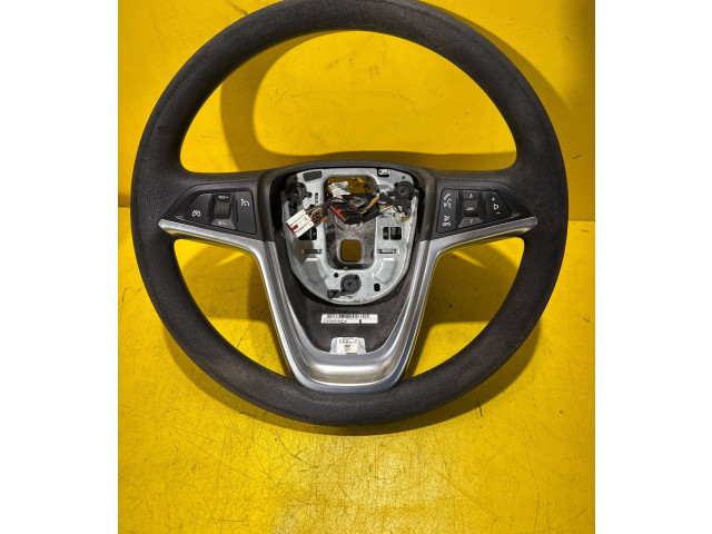 Руль Opel Meriva B  2010 - 2016 года 13305814      