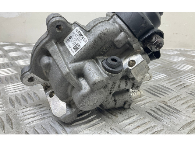 Топливный насос    04L130755D   Seat Leon (5F)