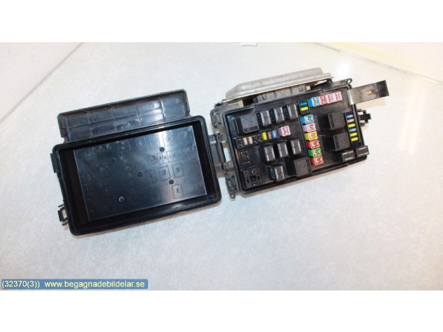 Pojistková skříňka P05026021AB Dodge Magnum 2005