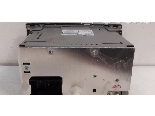 Радио/ проигрыватель CD/DVD / навигация Ford Fusion 2002 - 2005 года