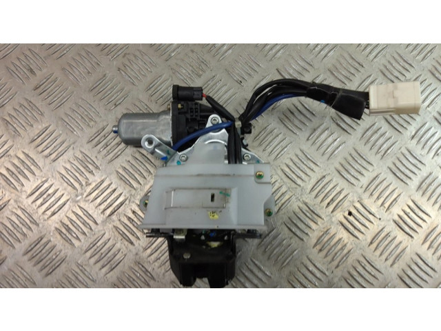 Замок задней крышки