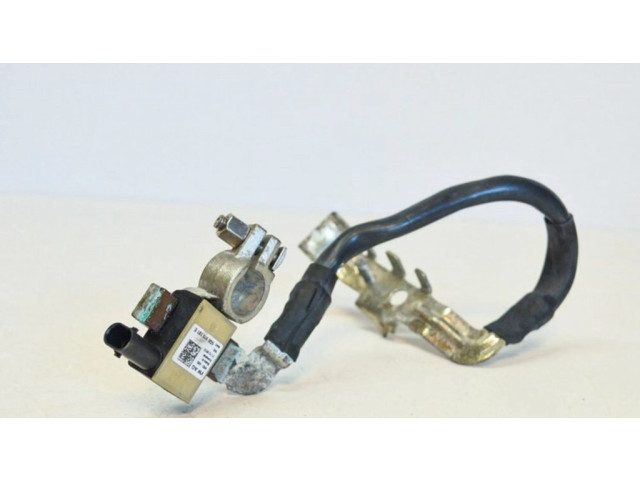 Минусовый провод (аккумулятора)