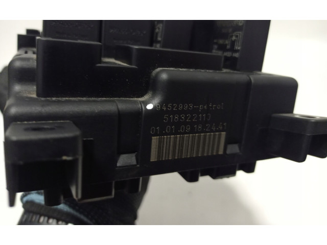 Блок предохранителей 9452993, B5244S Volvo S80