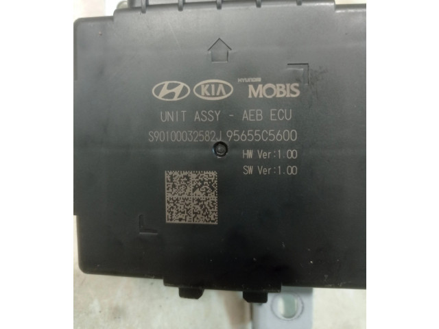 Блок управления парковки 95655C5600, S90000032582J   KIA Sorento