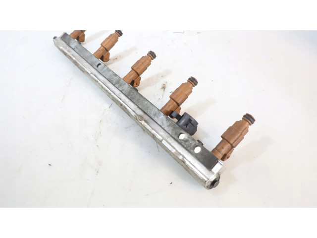 Топливная рампа    Volvo XC90  