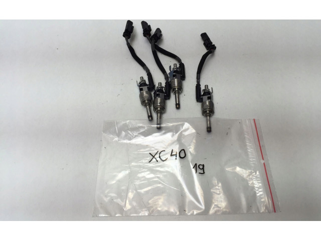 Форсунка 31432774 Volvo XC40