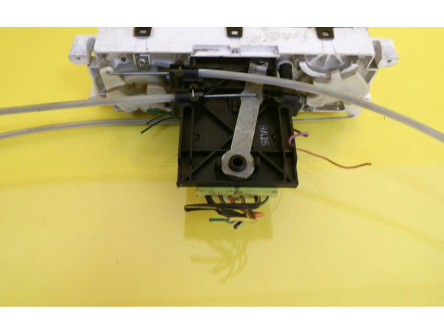 Блок управления климат-контролем    Subaru Forester SF